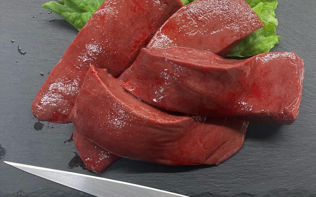 ✨今日もとびっきり新鮮な牛レバーが入荷しました!冷凍じゃ味わ